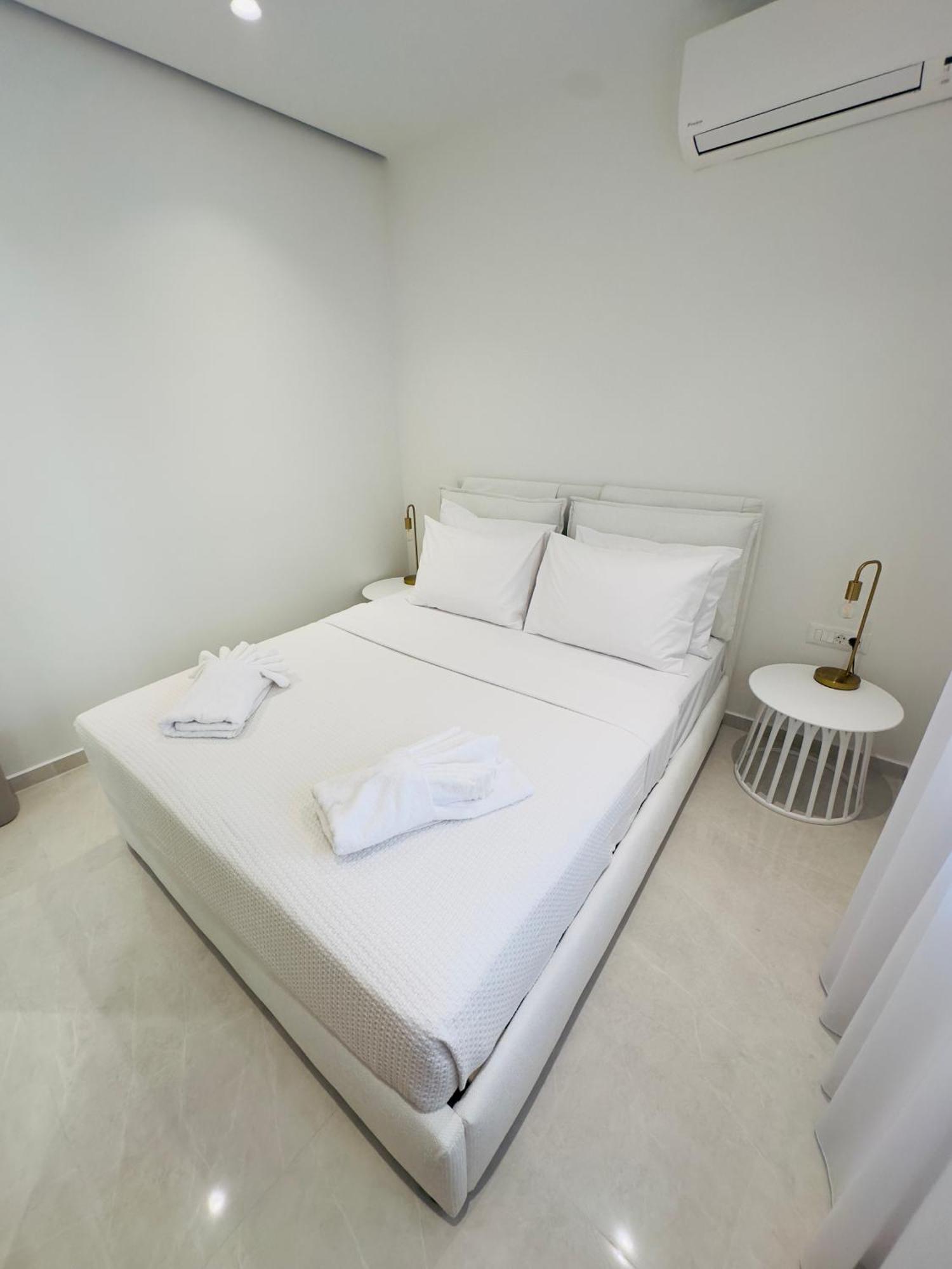 Floral City Apartments Agios Nikolaos Esterno foto